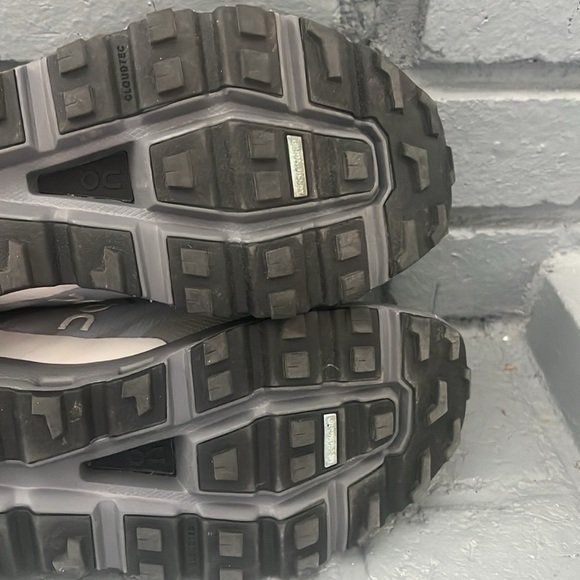 On Cloud vista Trail Running Shoe W8.5 - Picture 7 of 7